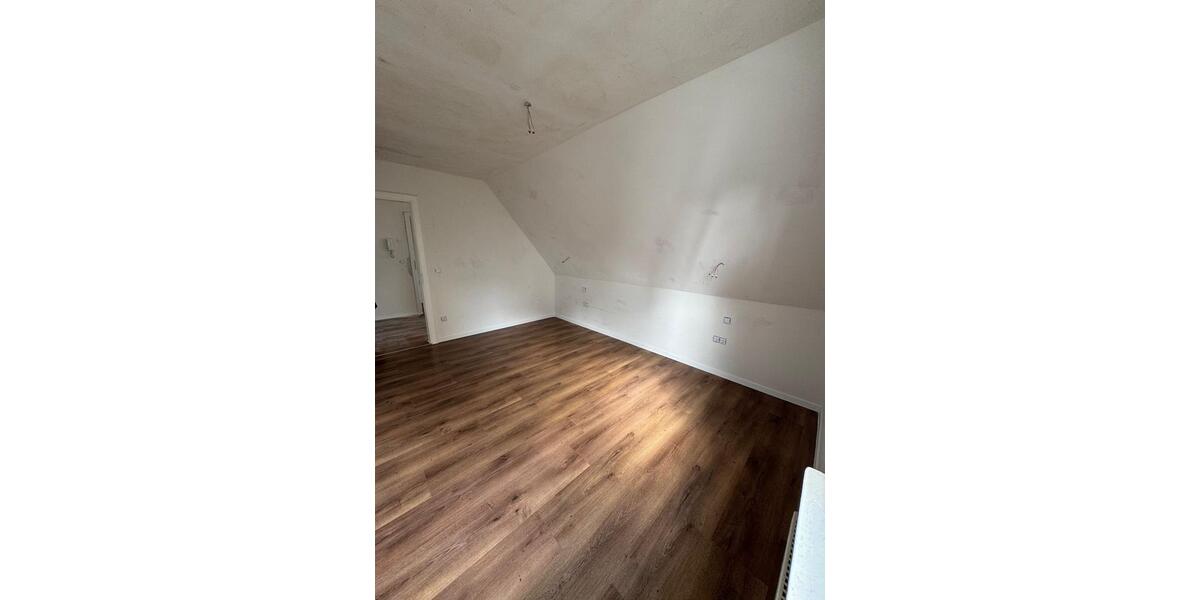 Etagenwohnung Siegen Weidenau - 2 Zimmer, 60 m&sup2;, 600&euro; | Angebot:25612797