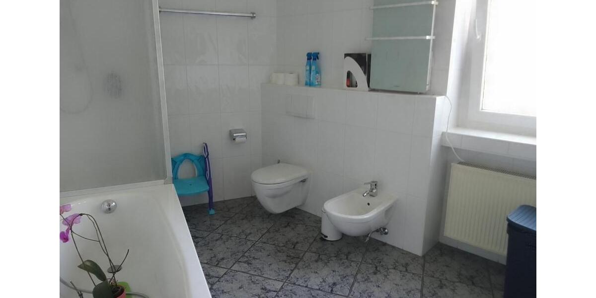 Reihenhaus Siegen Kaan-Marienborn - 4 Zimmer, 150 m&sup2;, 350.000&euro; | Angebot:27227544