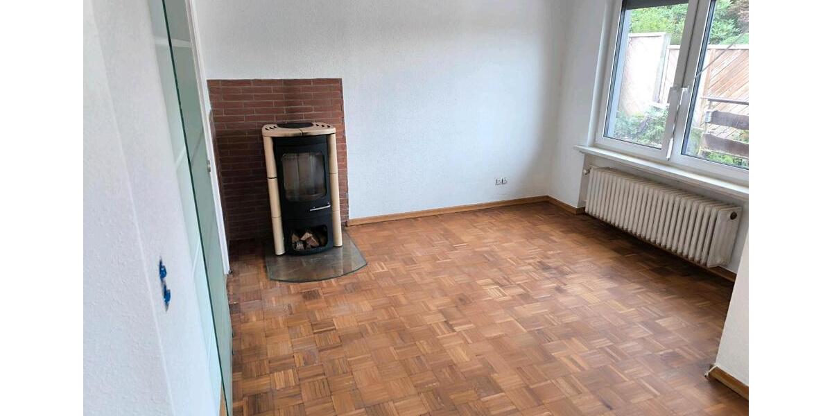 Etagenwohnung Siegen Weidenau - 3 Zimmer, 107 m&sup2;, 1.100&euro; | Angebot:26446378