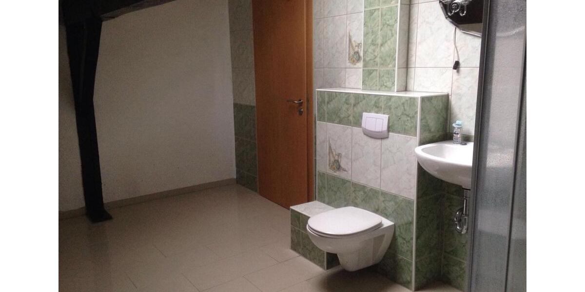 Dachgeschoßwohnung Siegen - 3 Zimmer, 105 m&sup2;, 656&euro; | Angebot:25764250