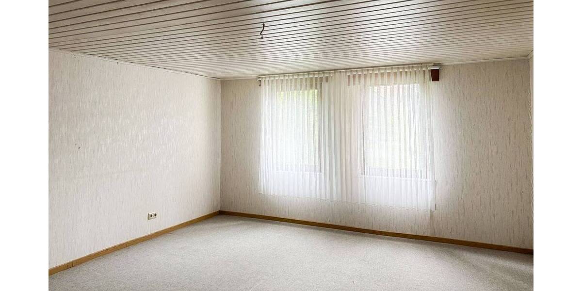 Mehrfamilienhaus, Wohnhaus Hamm/Sieg Sieg - 6 Zimmer, 214 m&sup2;, 129.000&euro; | Angebot:25691824