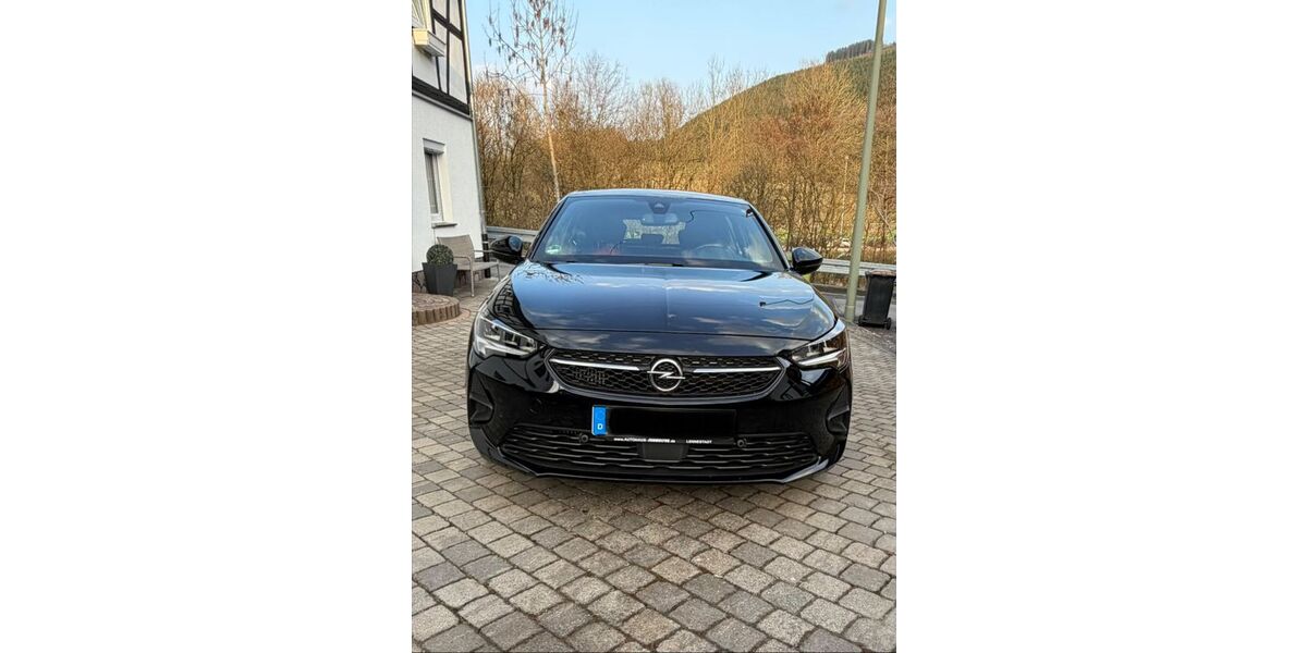 Opel Corsa 57.250 km 15.790 &euro; Lennestadt 57368