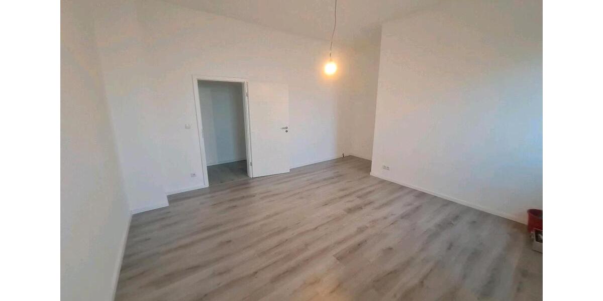 Erdgeschoßwohnung Hellenhahn-Schellenberg Schellenberg - 4 Zimmer, 140 m&sup2;, 830&euro; | Angebot:25995728