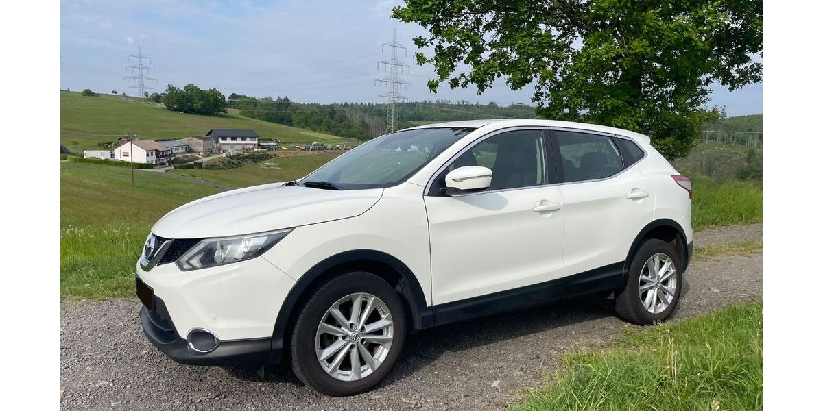 Nissan Qashqai 99.583 km 9.999 &euro; Morsbach 51597
