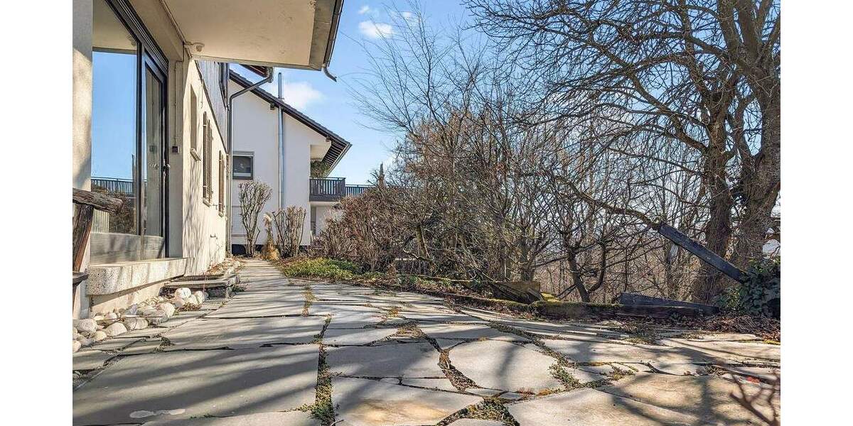 Einfamilienhaus Bad Laasphe - 7 Zimmer, 183 m&sup2;, 286.000&euro; | Angebot:25663940
