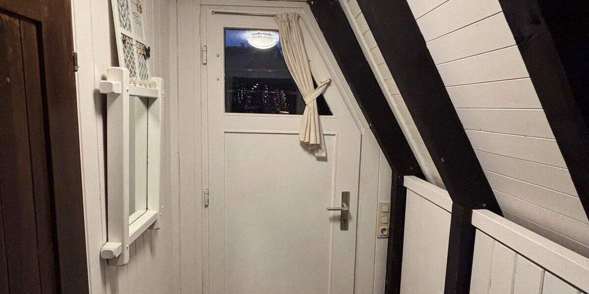 Einfamilienhaus Reichshof Heidberg - 3 Zimmer, 120 m&sup2;, 199.000&euro; | Angebot:25770380