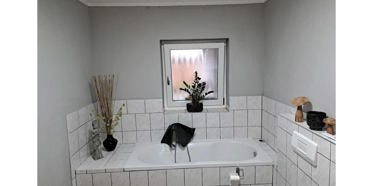 Mehrfamilienhaus, Wohnhaus Birken-Honigsessen Honigsessen - 8 Zimmer, 200 m&sup2;, 385.000&euro; | Angebot:25477388