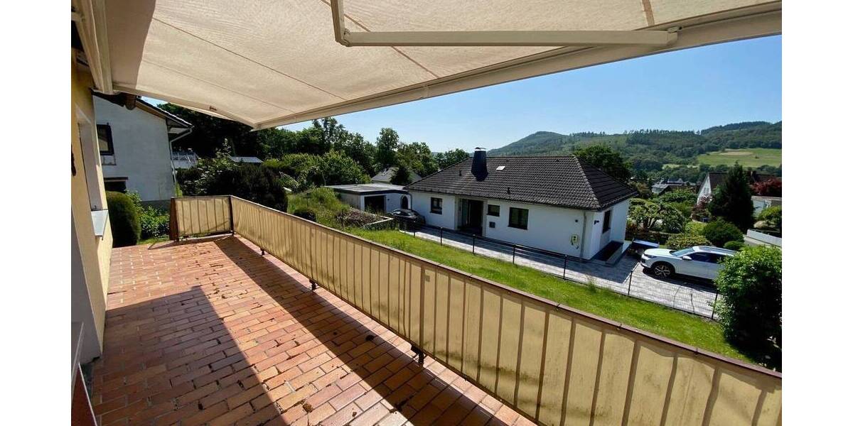 Einfamilienhaus Bad Laasphe - 5 Zimmer, 158 m&sup2;, 190.000&euro; | Angebot:25667526