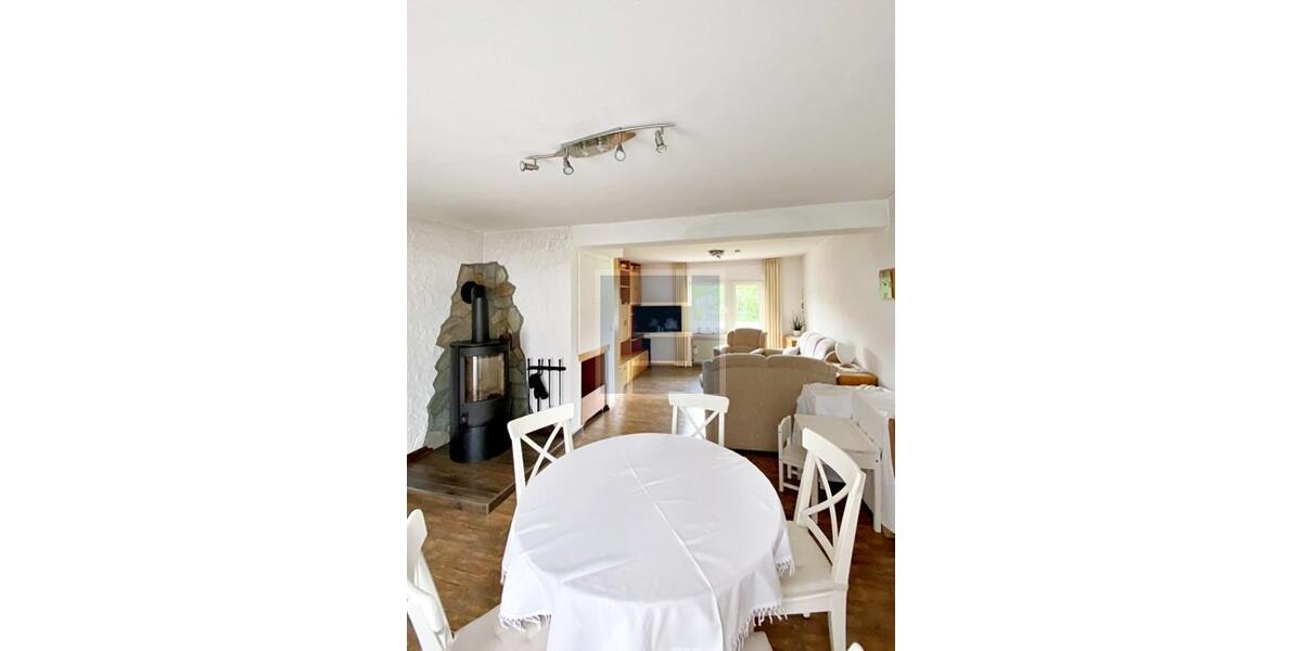 Maisonettenwohnung Siegen Dillnhütten - 7 Zimmer, 153 m&sup2;, 1.000&euro; | Angebot:26670500
