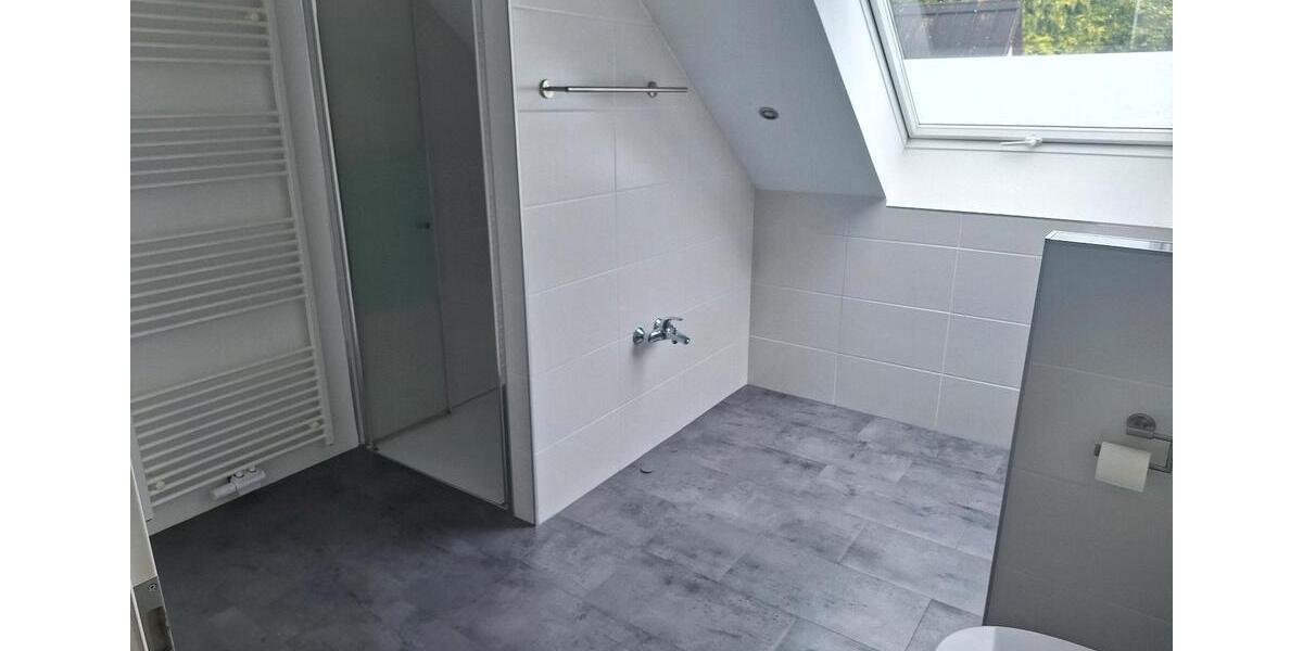 Einfamilienhaus Wenden - 7 Zimmer, 217 m&sup2;, 499.000&euro; | Angebot:25839879