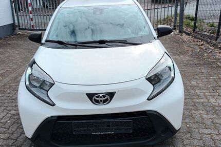 Toyota Aygo (X) 144.000 km 8.400 &euro; Kreuztal 57223