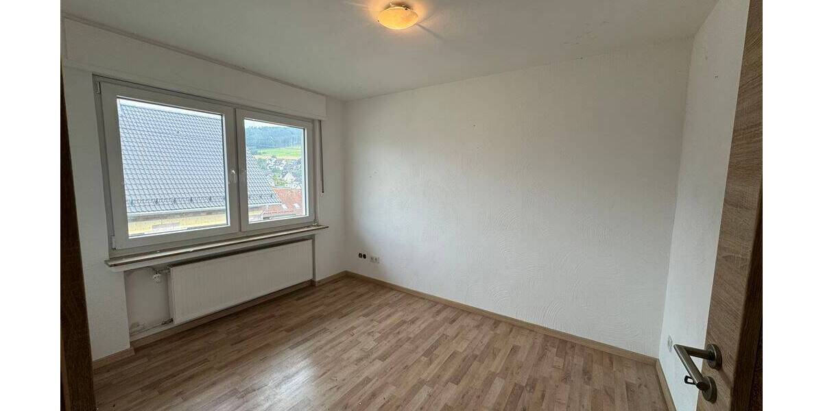 Einfamilienhaus Kirchhundem Oberhundem - 5 Zimmer, 125 m&sup2;, 129.000&euro; | Angebot:25682547