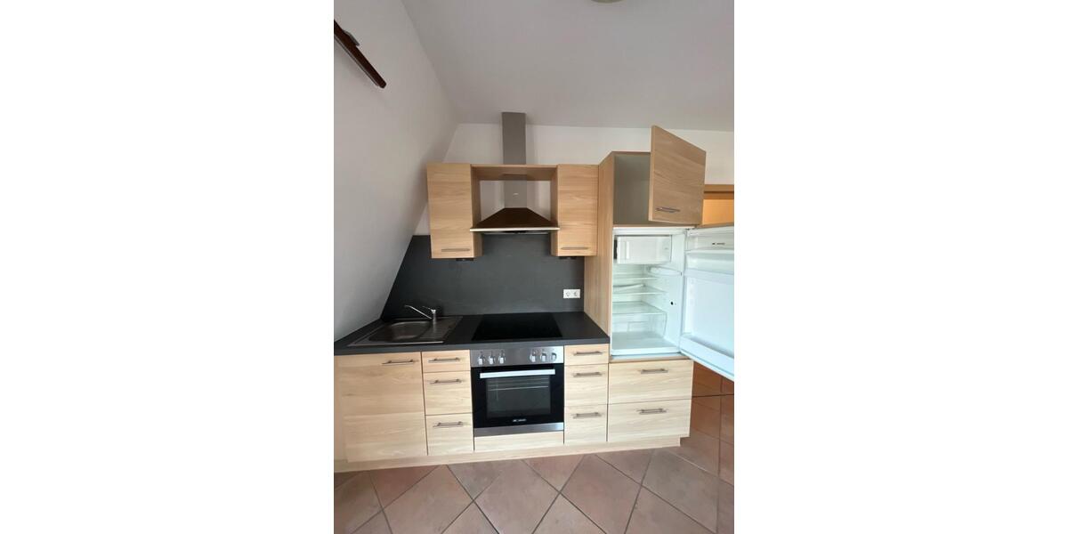 Dachgeschoßwohnung Hachenburg - 2 Zimmer, 57 m&sup2;, 555&euro; | Angebot:25331964