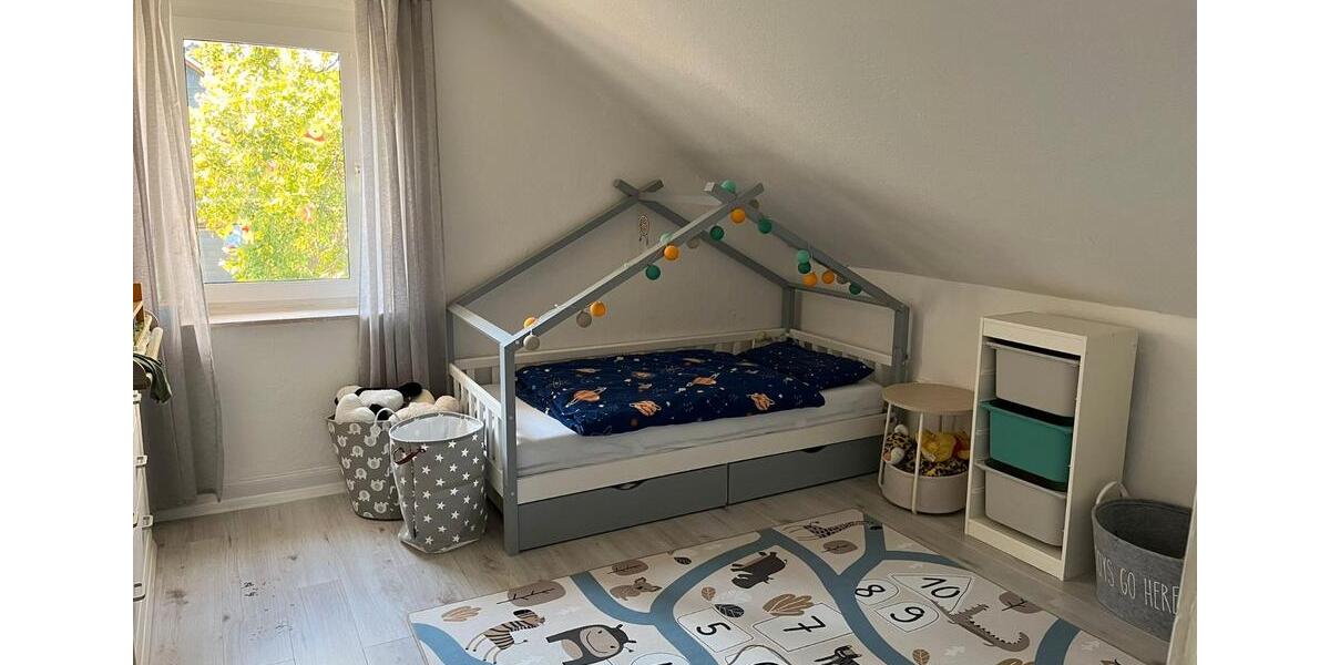 Etagenwohnung Kirchen (Sieg) - 4 Zimmer, 125 m&sup2;, 730&euro; | Angebot:26665522