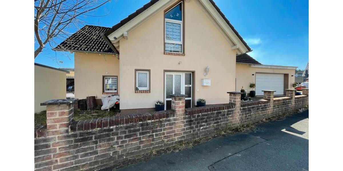 Einfamilienhaus Bad Laasphe - 6 Zimmer, 168 m&sup2;, 245.000&euro; | Angebot:20181582