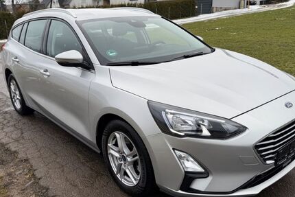 Ford Focus 25.000 km 15.790 &euro; Kirchhundem 57399