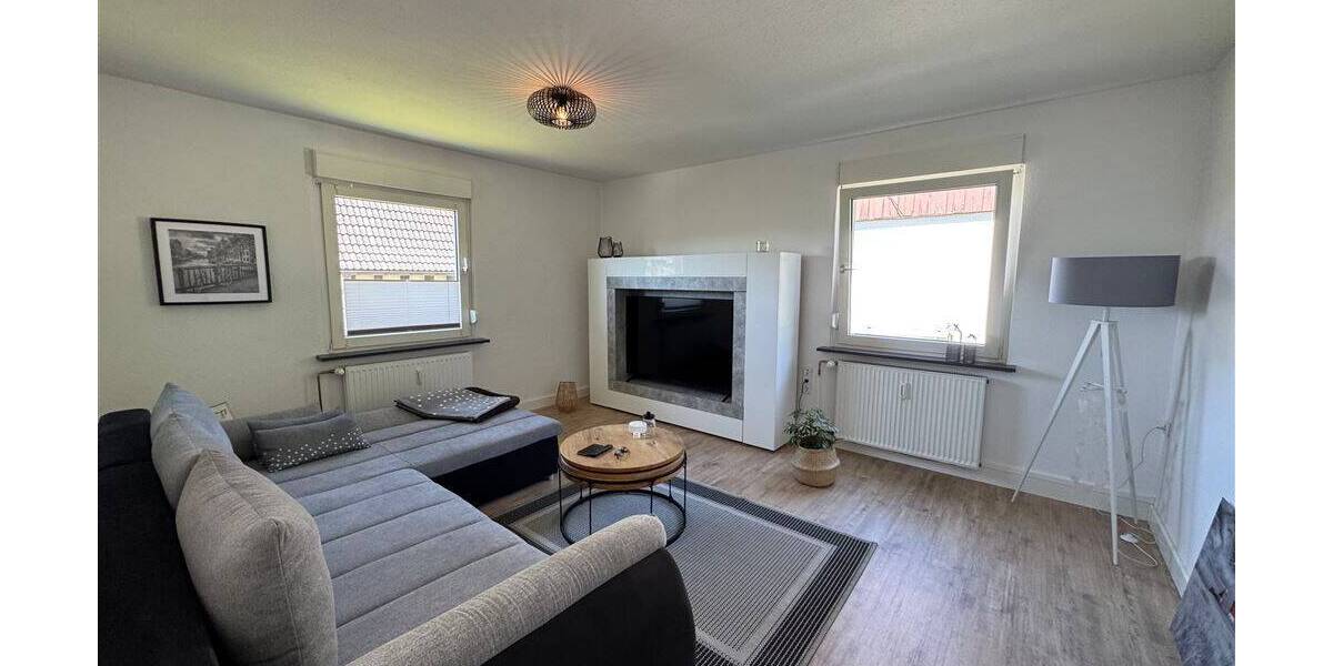 Mehrfamilienhaus, Wohnhaus Kirchhundem Würdinghausen - 6 Zimmer, 139 m&sup2;, 179.000&euro; | Angebot:25682637