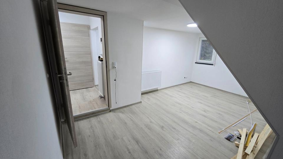 Etagenwohnung Bad Laasphe - 4.5 Zimmer, 106 m&sup2;, 890&euro; | Angebot:26670861