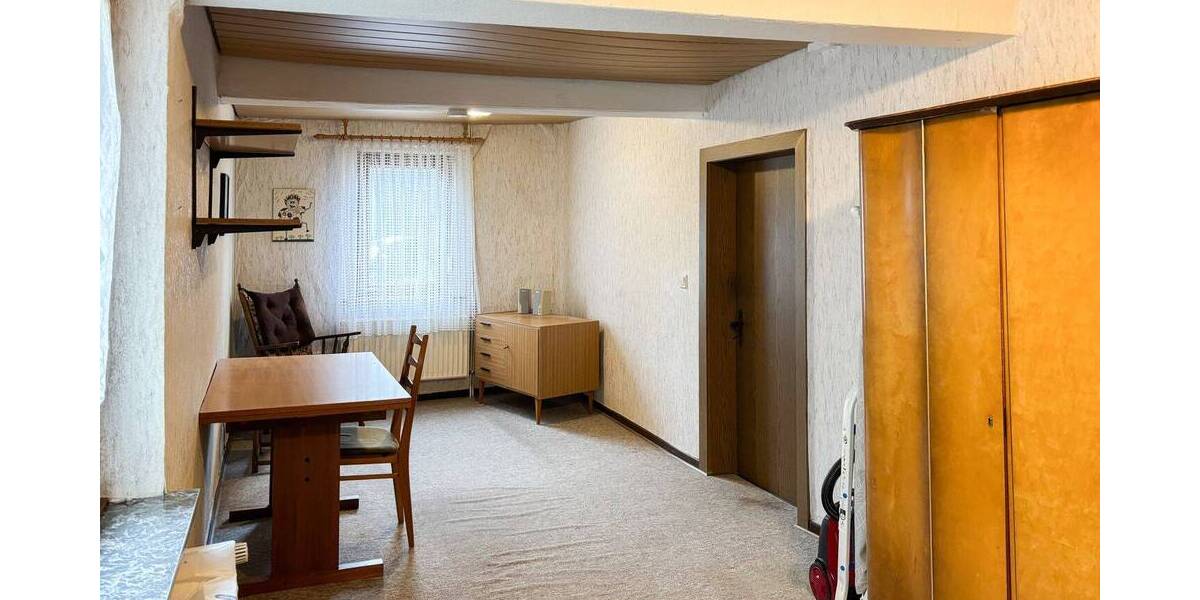 Mehrfamilienhaus, Wohnhaus Hamm/Sieg Sieg - 6 Zimmer, 214 m&sup2;, 129.000&euro; | Angebot:25691824