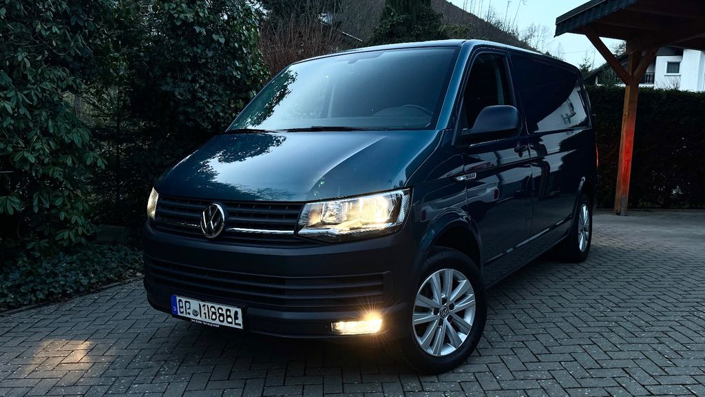 VW T6 Transporter 77.000 km 29.200 &euro; Lennestadt 57368