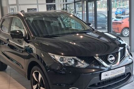Nissan Qashqai 108.000 km 14.900 &euro; Waldbröl 51545
