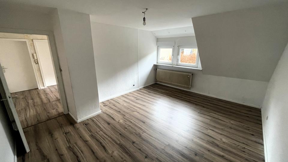 Einfamilienhaus Kirchhundem - 7 Zimmer, 170 m&sup2;, 240.000&euro; | Angebot:26890861