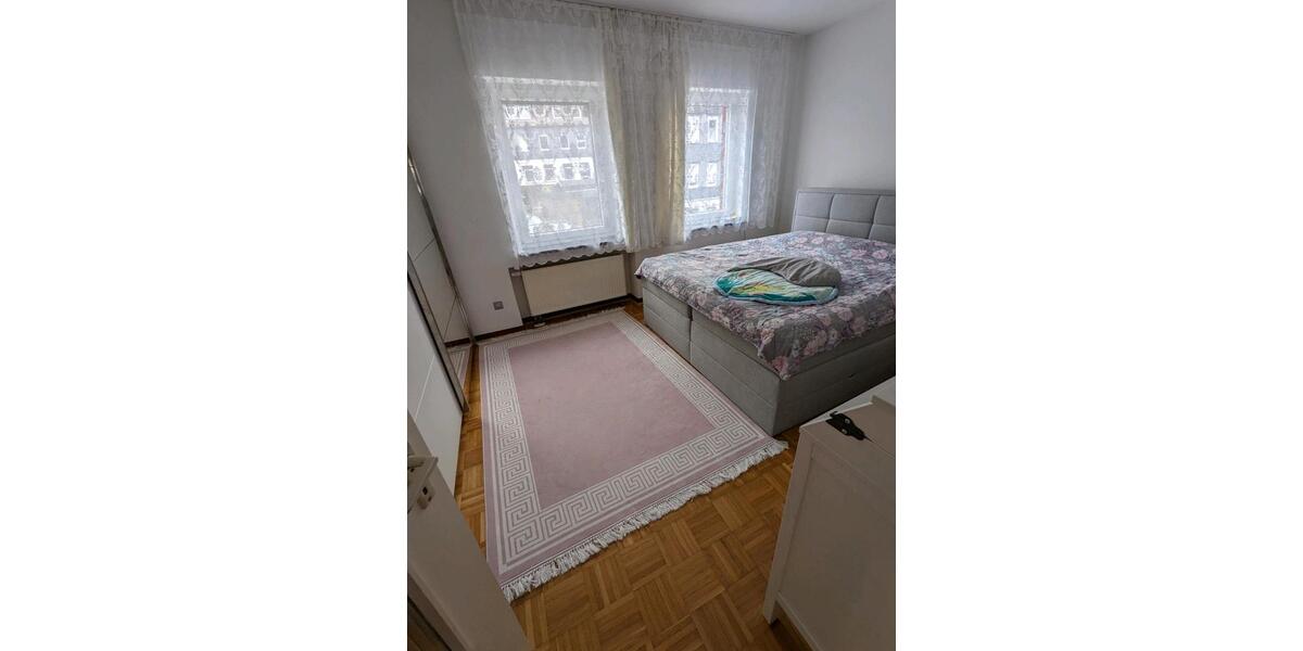 Etagenwohnung Siegen Eiserfeld - 3 Zimmer, 83 m&sup2;, 705&euro; | Angebot:25996432