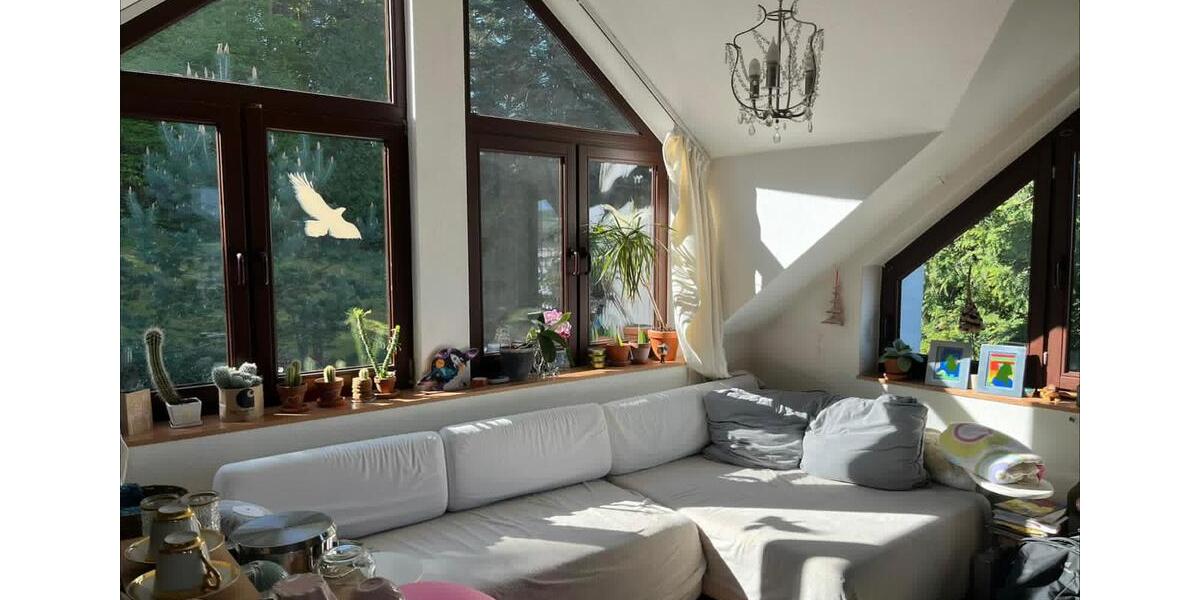 Dachgeschoßwohnung Herborn - 4.5 Zimmer, 142 m&sup2;, 950&euro; | Angebot:26002239