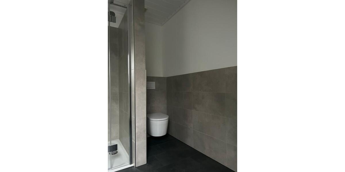 Dachgeschoßwohnung Morsbach - 3 Zimmer, 95 m&sup2;, 700&euro; | Angebot:25858710