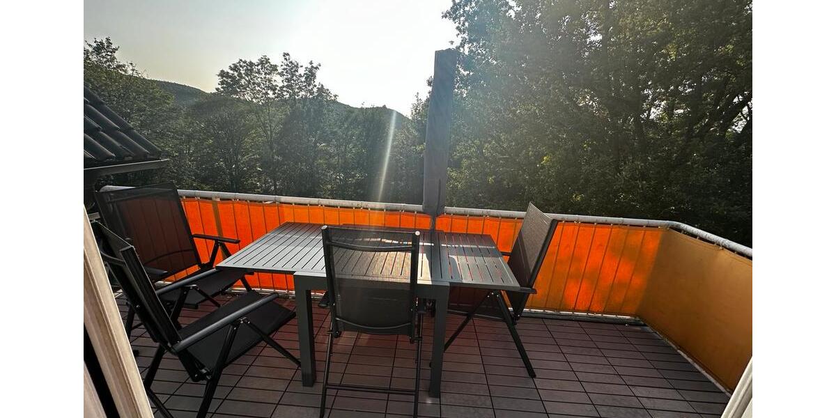 Dachgeschoßwohnung Kreuztal - 3 Zimmer, 72 m&sup2;, 238.000&euro; | Angebot:25855169