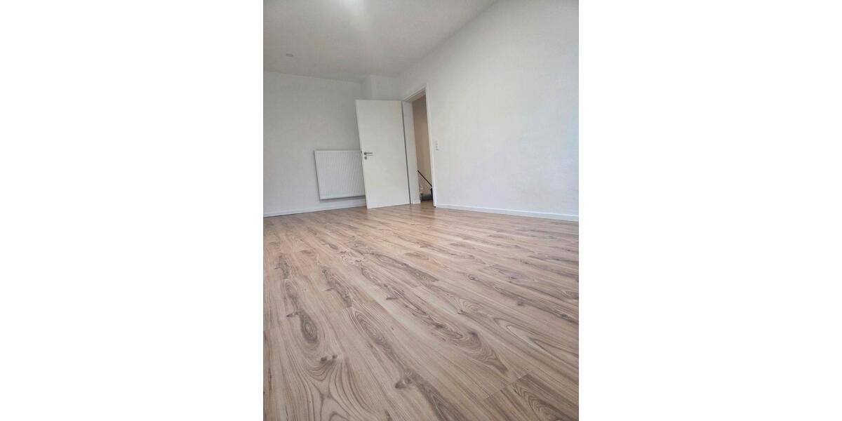Etagenwohnung Siegen Kaan-Marienborn - 3 Zimmer, 76 m&sup2;, 660&euro; | Angebot:26613534