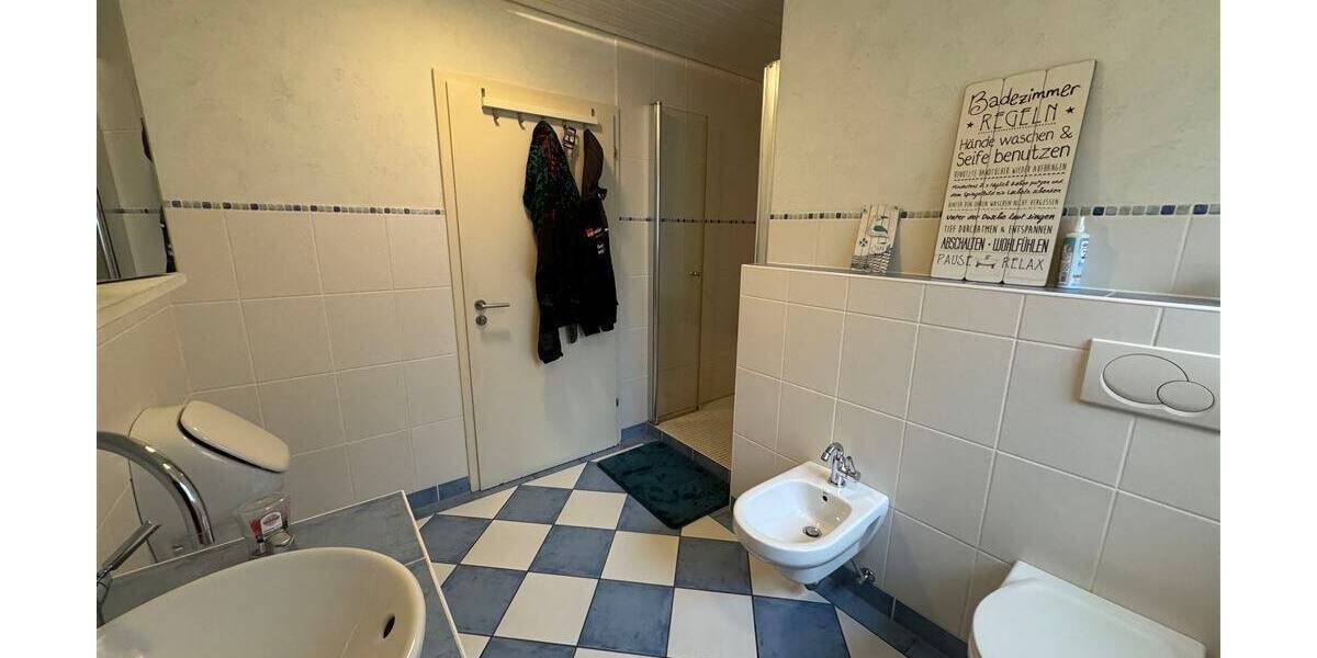 Mehrfamilienhaus, Wohnhaus Kirchhundem Oberhundem - 7 Zimmer, 200 m&sup2;, 259.000&euro; | Angebot:25734598