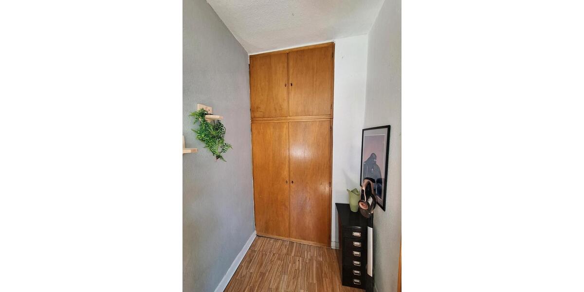 Erdgeschoßwohnung Siegen Kaan-Marienborn - 2.5 Zimmer, 84 m&sup2;, 820&euro; | Angebot:26090526