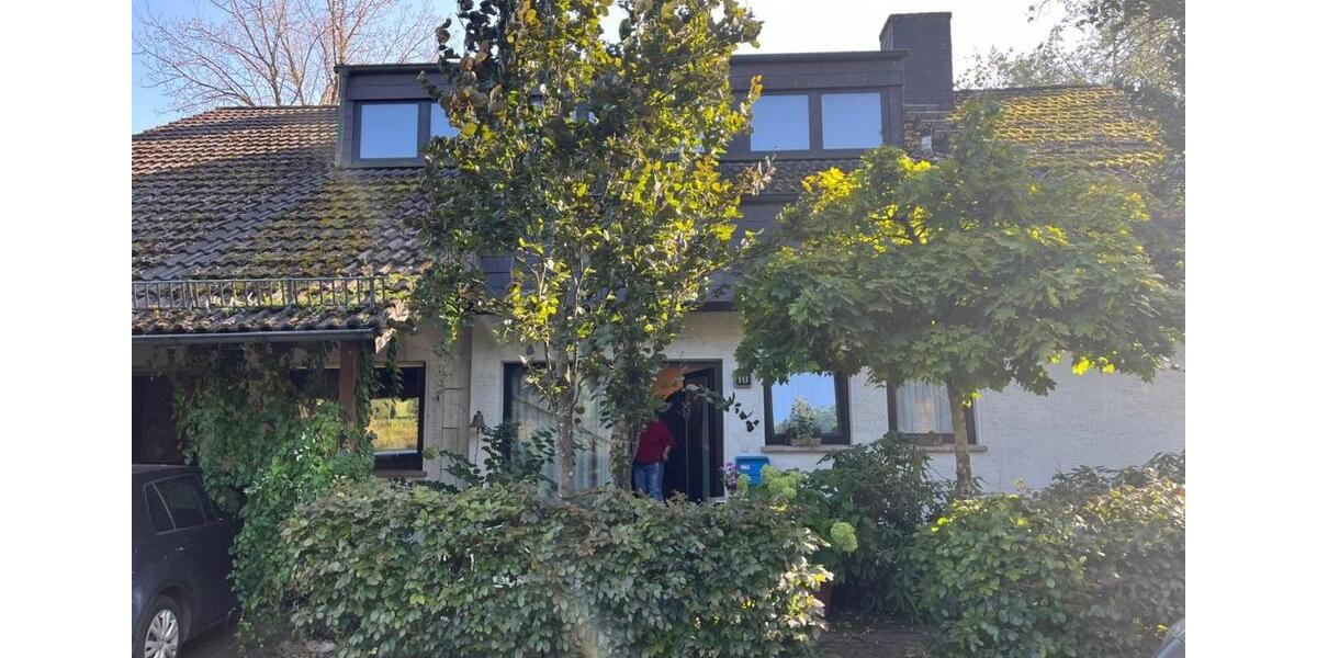 Etagenwohnung Siegen Kaan-Marienborn - 3 Zimmer, 120 m&sup2;, 1.050&euro; | Angebot:25942432