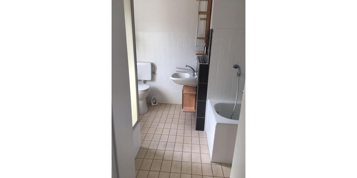 Etagenwohnung Bad Laasphe - 1 Zimmer, 40 m&sup2;, 320&euro; | Angebot:26648878
