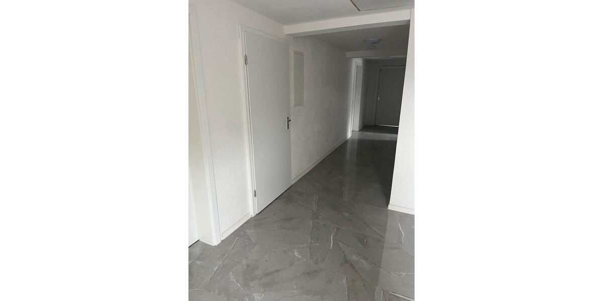 Dachgeschoßwohnung Bad Laasphe - 4 Zimmer, 120 m&sup2;, 700&euro; | Angebot:24840310