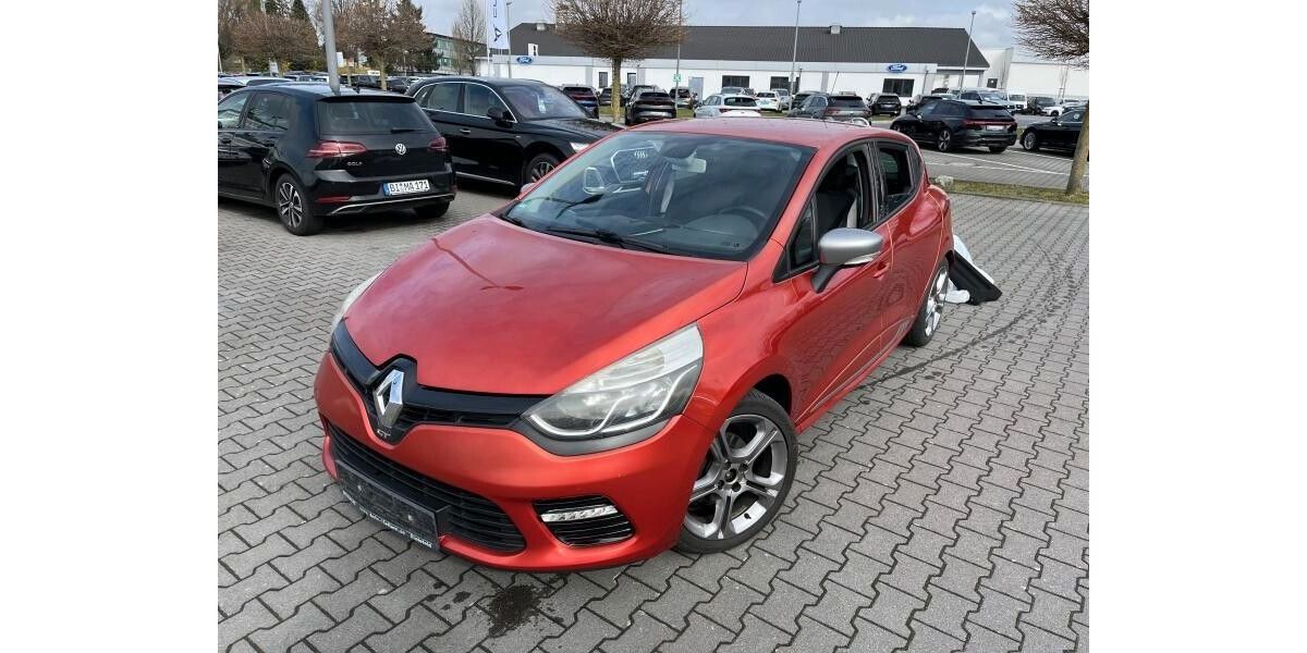 Renault Clio 124.000 km 7.990 &euro; Kreuztal 57223