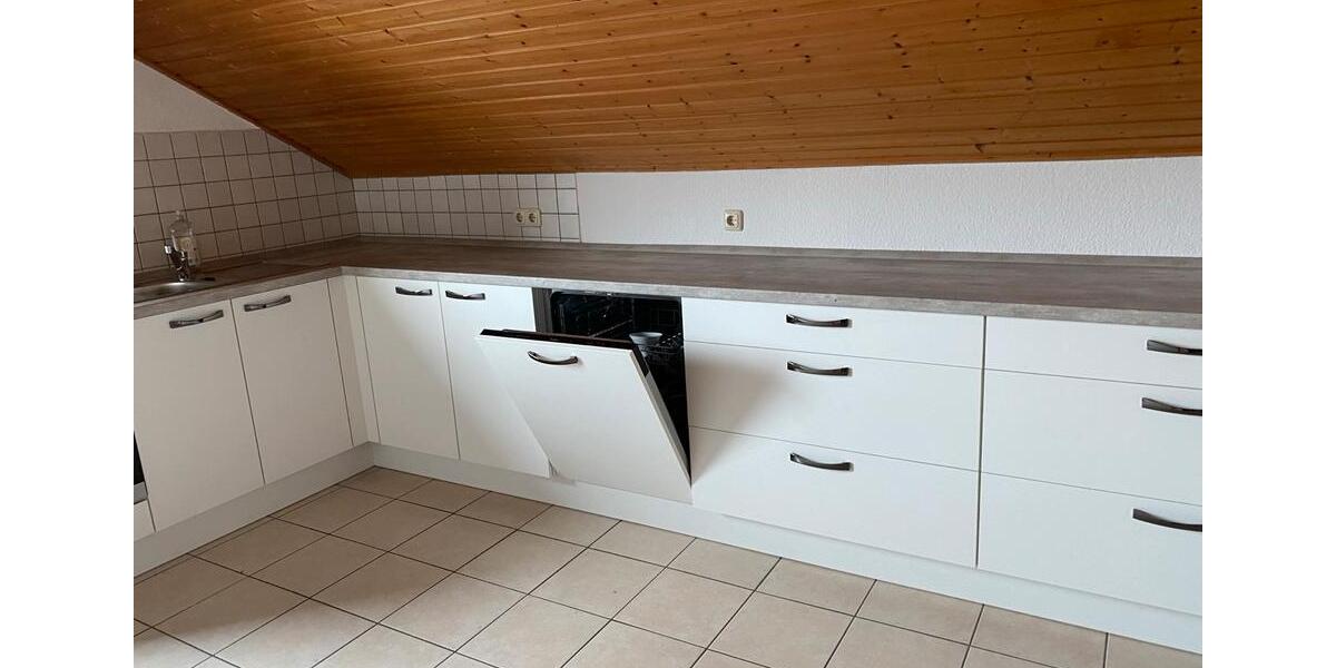 Dachgeschoßwohnung Pracht - 2 Zimmer, 70 m&sup2;, 815&euro; | Angebot:25483161
