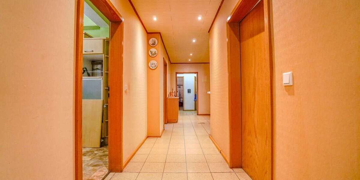 Wohn - und Gewerbeobjekt mit 5 Einheiten in Herborn OT - Mehrfamilienhaus, Wohnhaus Herborn | Angebot:27091203