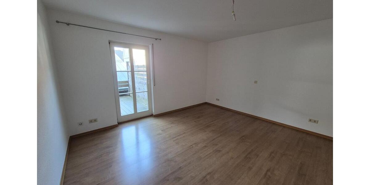 Etagenwohnung Drolshagen - 3 Zimmer, 85 m&sup2;, 680&euro; | Angebot:25721913