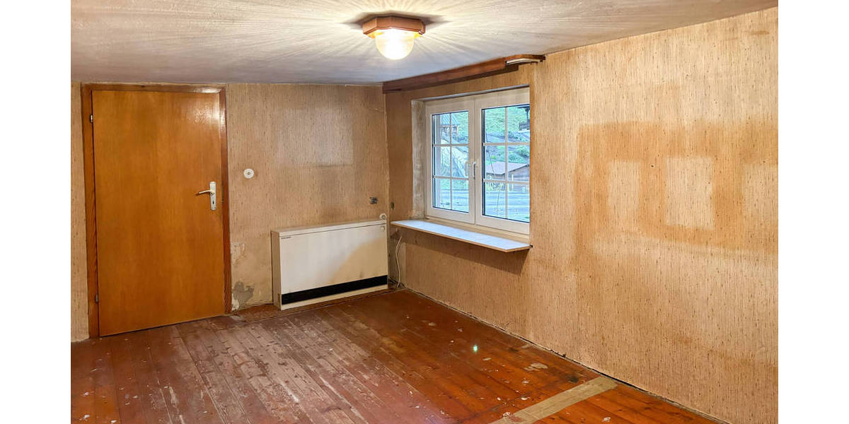 Einfamilienhaus Selbach - 1 Zimmer, 174 m&sup2;, 99.000&euro; | Angebot:25691803