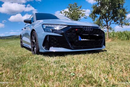 Audi RS3 4.000 km 67.000 &euro; Kreuztal 57223