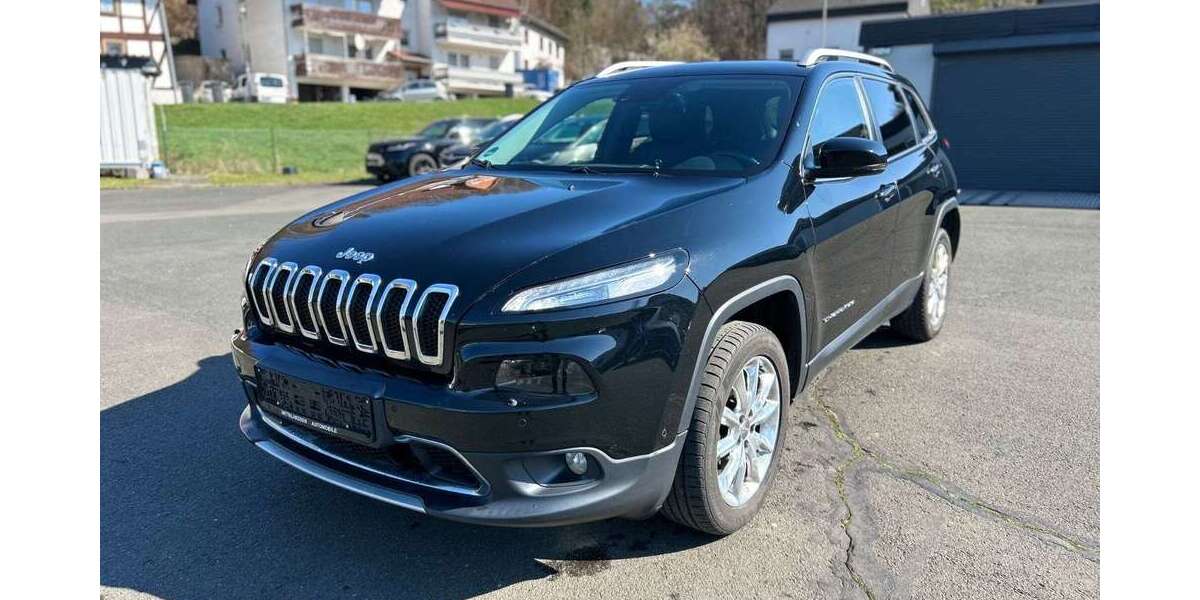 Jeep Cherokee 92.000 km 14.900 &euro; Haiger 35708