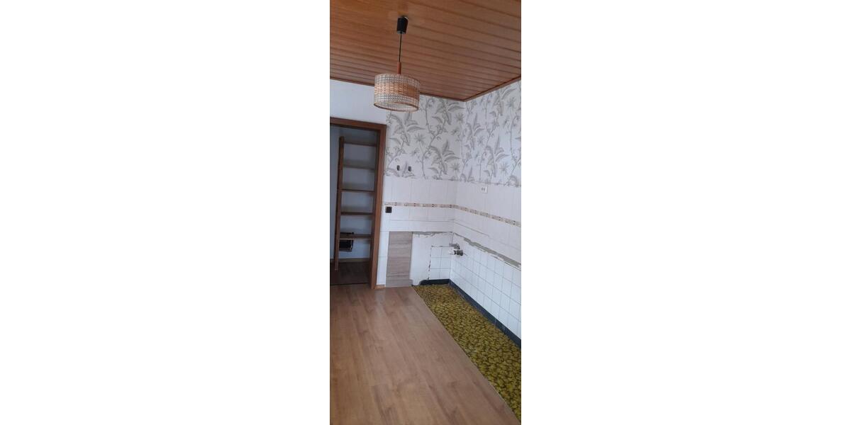 Etagenwohnung Lennestadt - 3 Zimmer, 92 m&sup2;, 733&euro; | Angebot:26043863