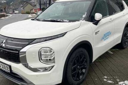 Mitsubishi Outlander 1.291 km 47.990 &euro; Bad Laasphe-Feudingen 57334