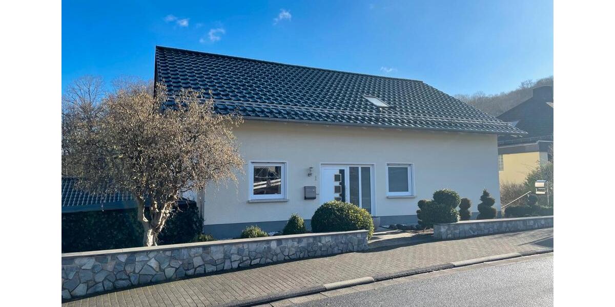 Dachgeschoßwohnung Haiger - 2 Zimmer, 75 m&sup2;, 620&euro; | Angebot:26024554