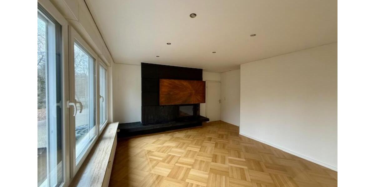 Etagenwohnung Siegen Eiserfeld - 8 Zimmer, 171 m&sup2;, 2.050&euro; | Angebot:25721985