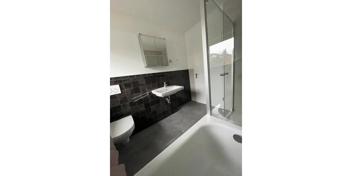 Einfamilienhaus Hachenburg - 7 Zimmer, 170 m&sup2;, 420.000&euro; | Angebot:25294518