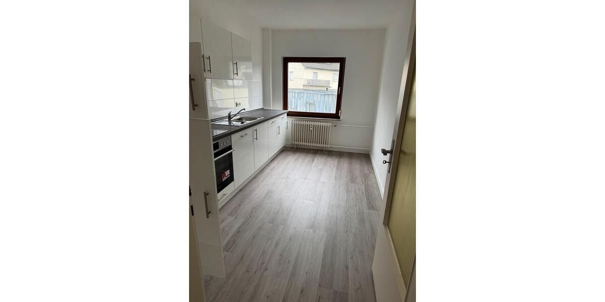 Etagenwohnung Siegen Kaan-Marienborn - 2 Zimmer, 66 m&sup2;, 595&euro; | Angebot:25967609