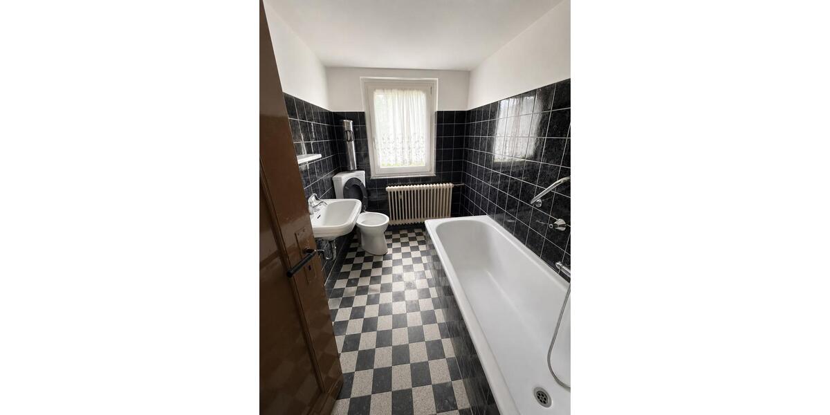 Einfamilienhaus Herdorf - 6 Zimmer, 135 m&sup2;, 1.390&euro; | Angebot:26633096
